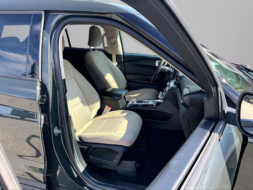 Used 2023 Ford Explorer 4WD image 8