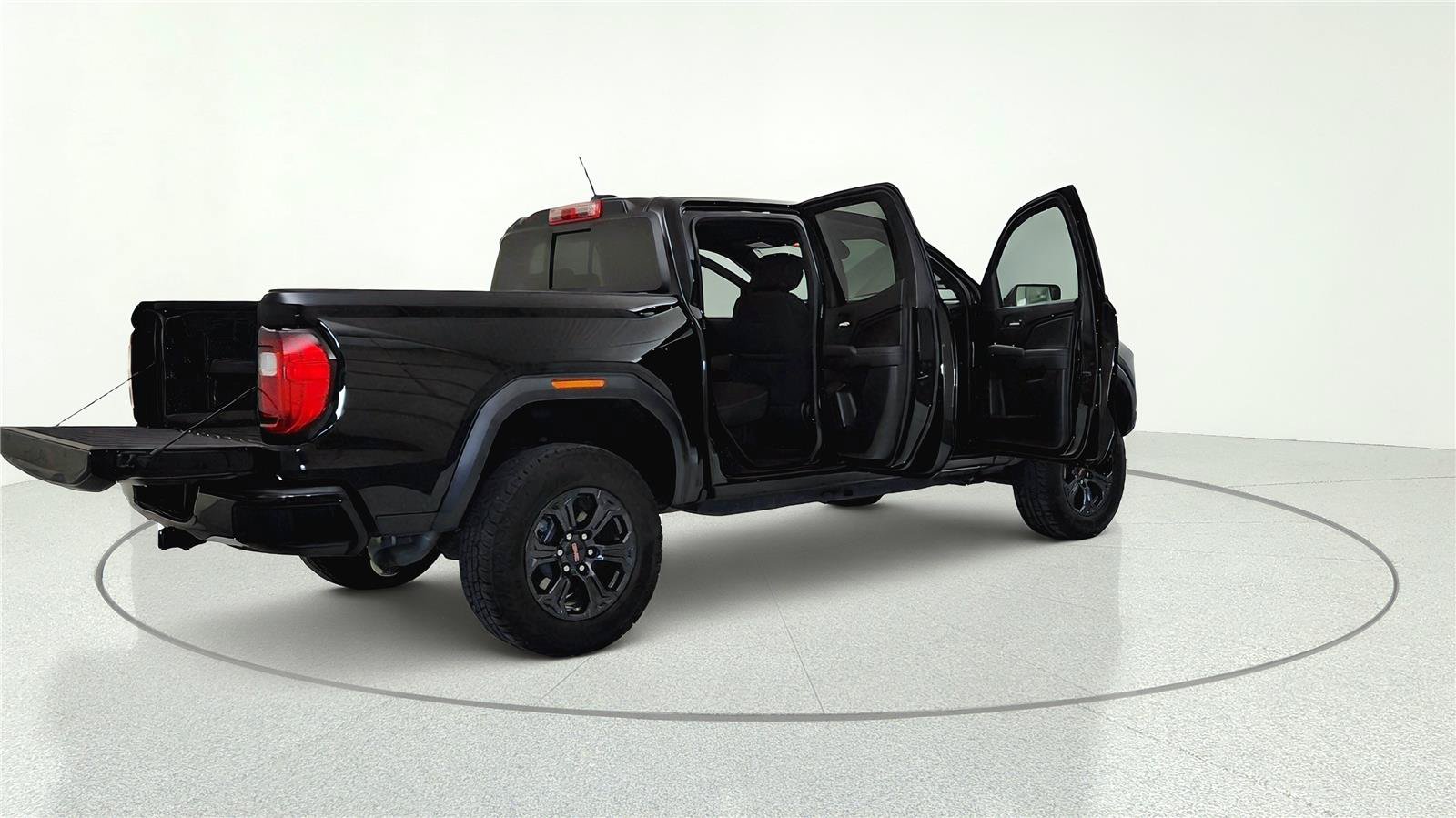 Used 2025 GMC Canyon Elevation RWD image 35