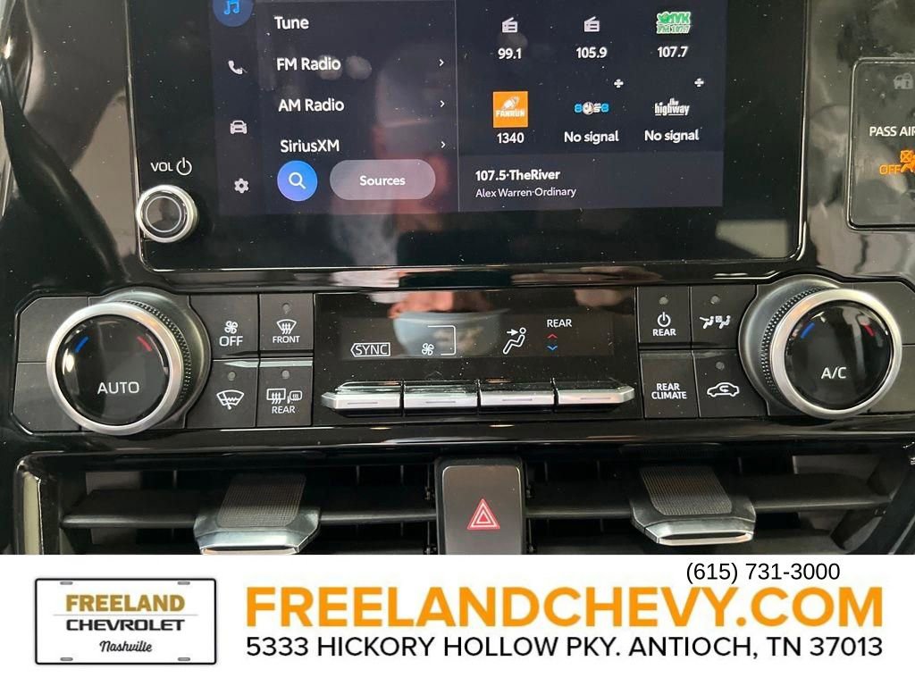 Used 2023 Toyota Highlander LE image 26