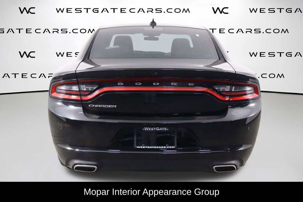 Used 2023 Dodge Charger SXT RWD image 4