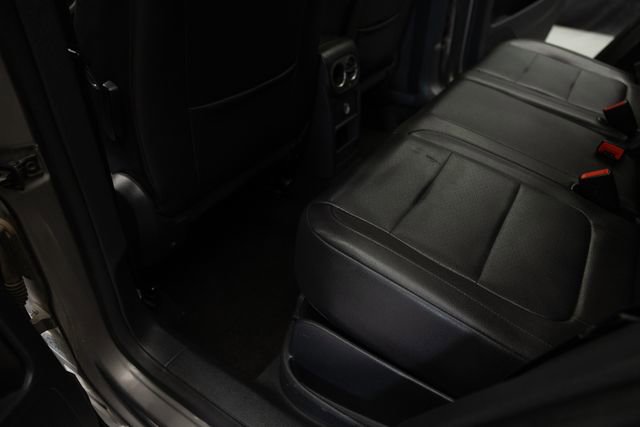 Used 2011 Volkswagen Tiguan SEL AWD/4WD image 13