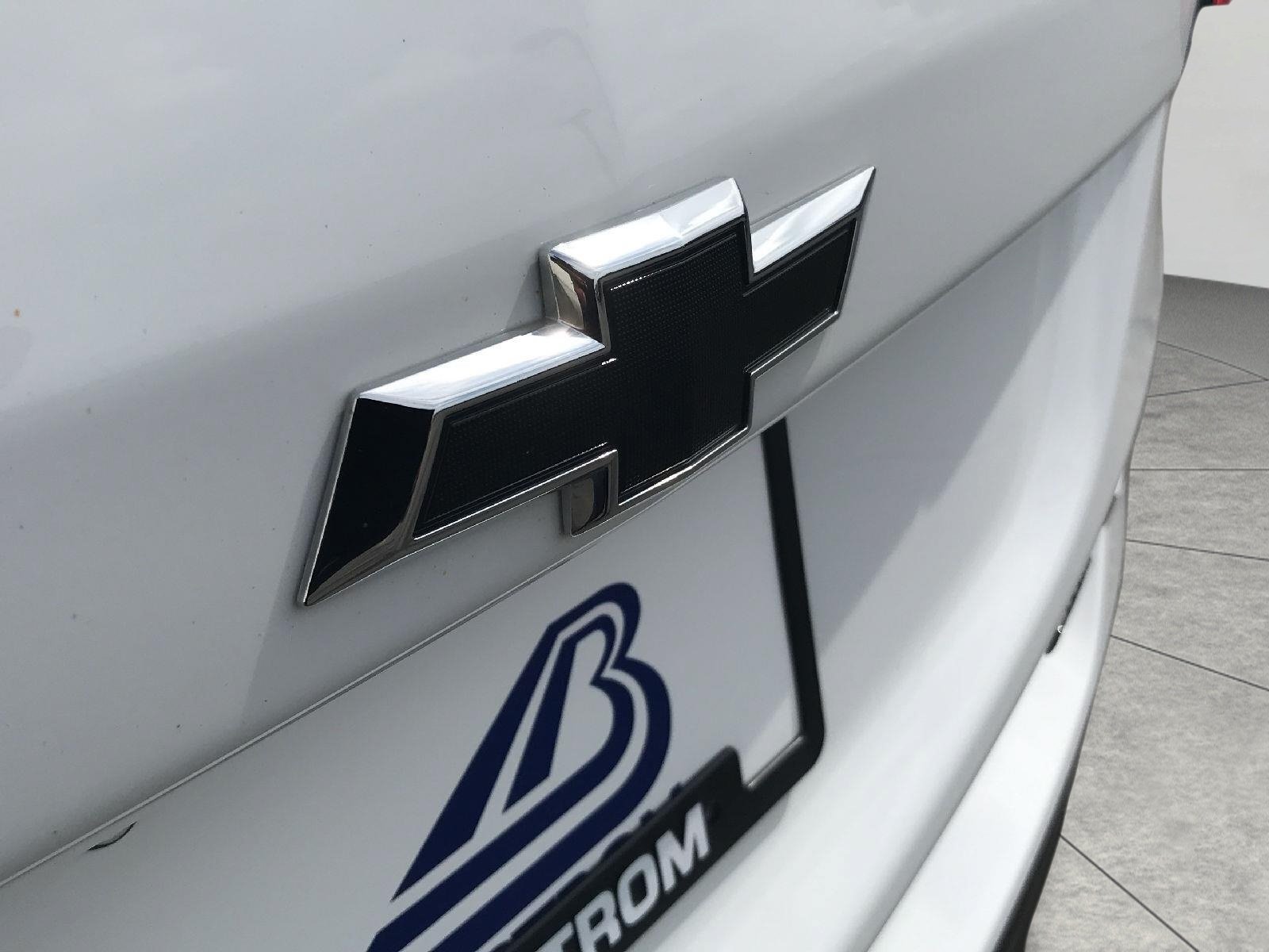 Certified 2024 Chevrolet Equinox RS w/ LPO, Floor Liner Package AWD/4WD image 24