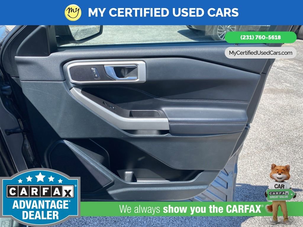 Used 2023 Ford Explorer XLT AWD/4WD image 34