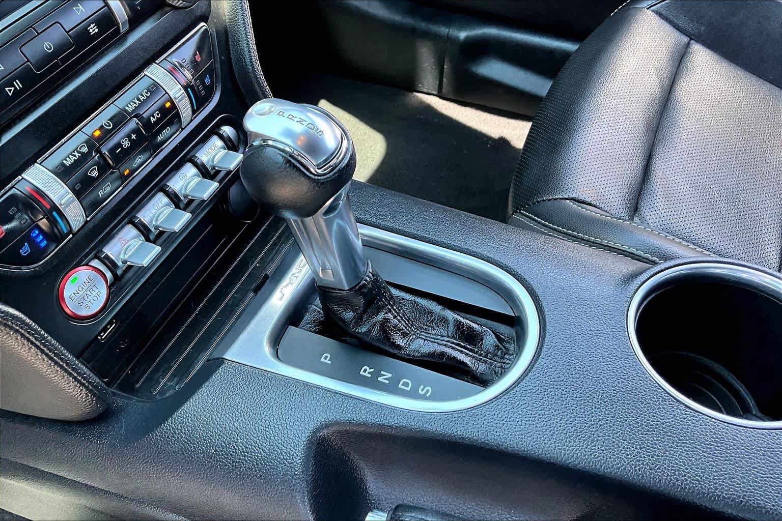 Used 2022 Ford Mustang Premium RWD image 15