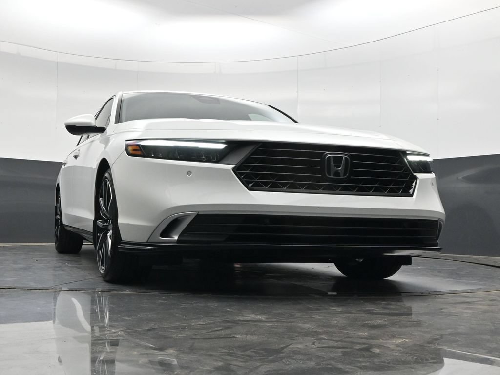 Used 2023 Honda Accord Touring image 31