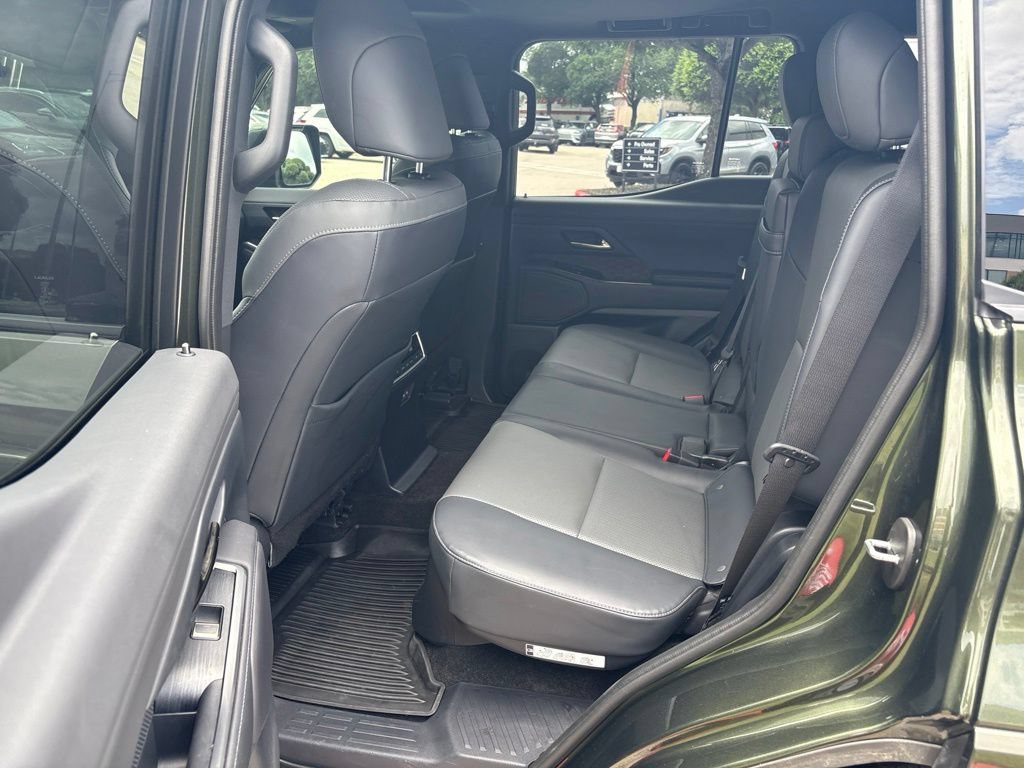 Certified 2025 Lexus GX 550 w/ Cold Area Package AWD/4WD image 21