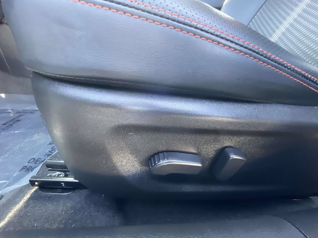 Used 2024 Nissan Altima 2.5 SR FWD image 22