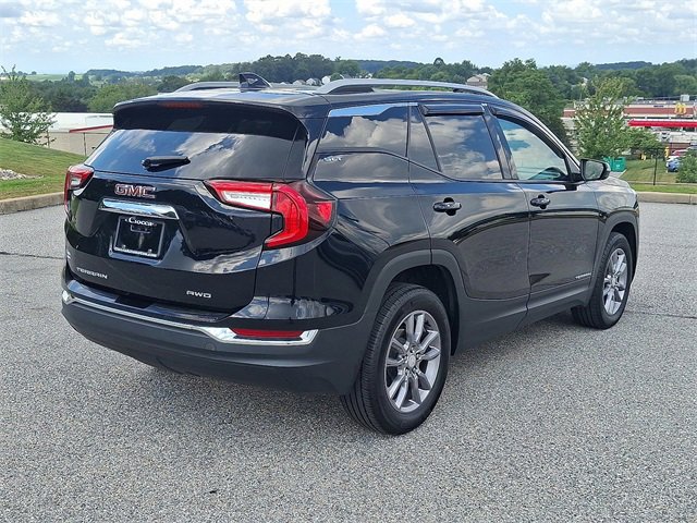 Certified 2022 GMC Terrain SLT w/ Infotainment Package II image 10