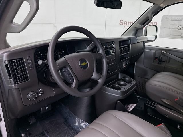 New 2026 Chevrolet Express 2500 Extended image 11