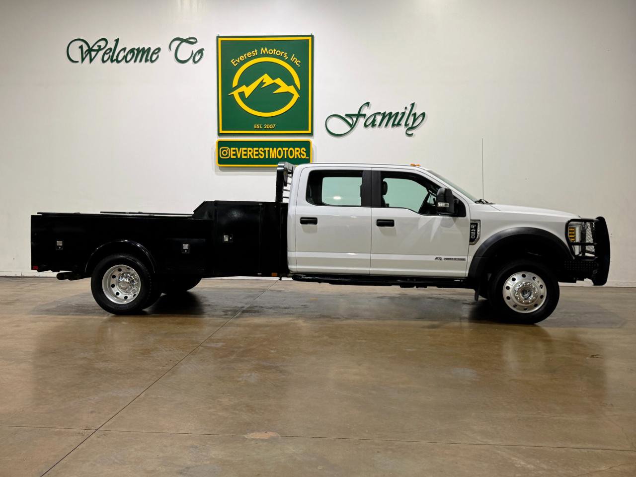 Used 2019 Ford F450 XL w/ Power Equipment Group AWD/4WD image 9