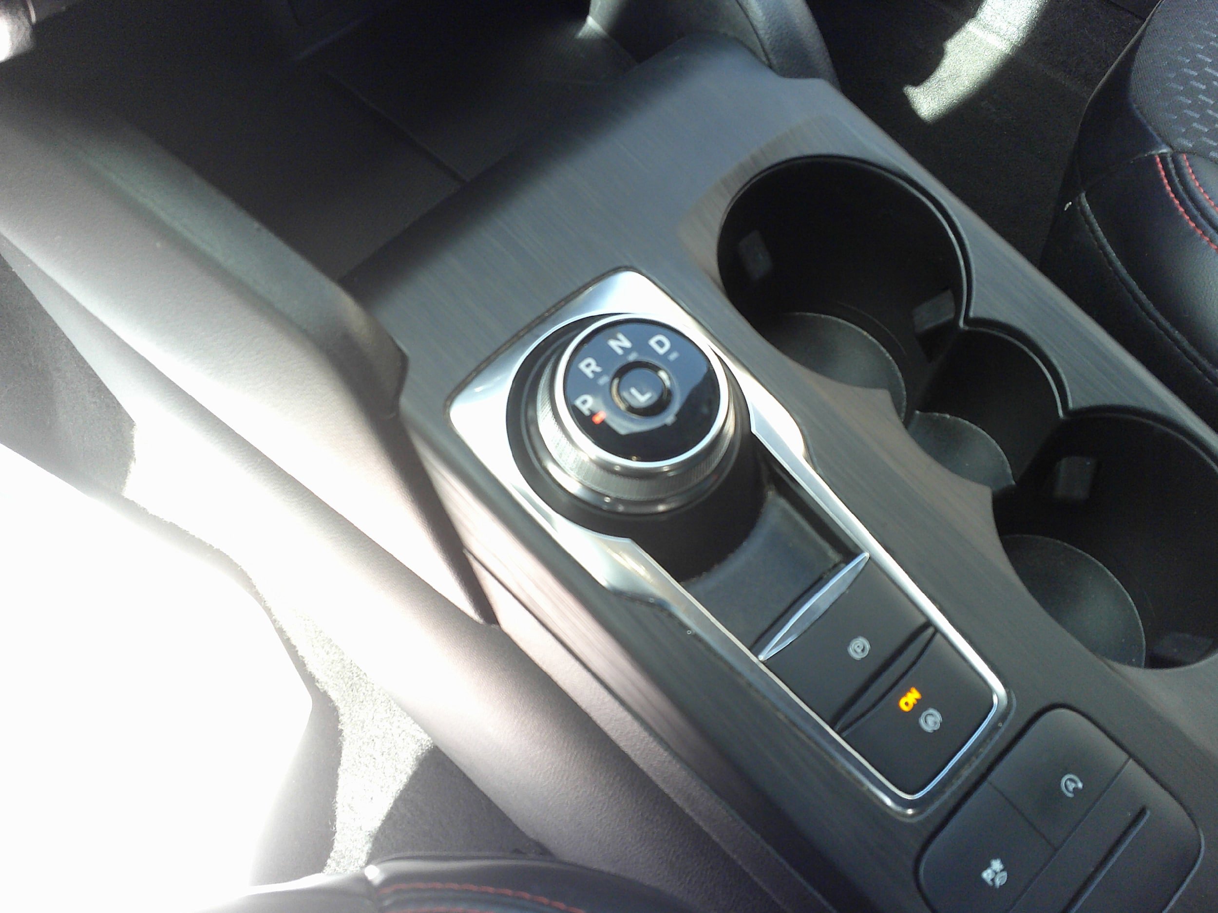 Used 2024 Ford Escape ST-Line image 18