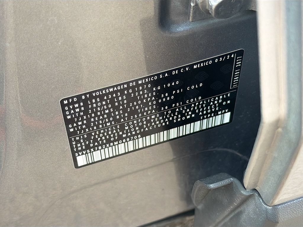 Used 2024 Volkswagen Taos SE FWD image 40