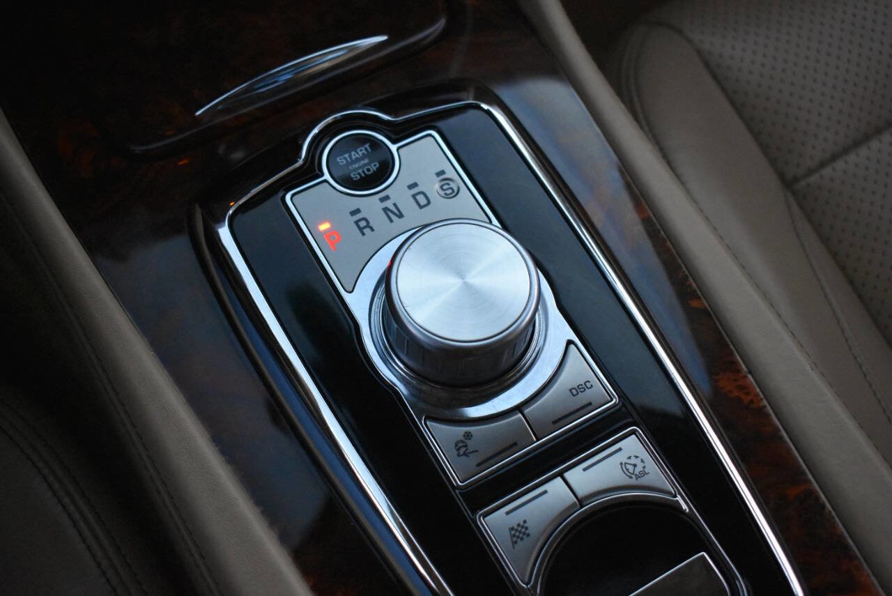 Used 2011 Jaguar XK Coupe image 37