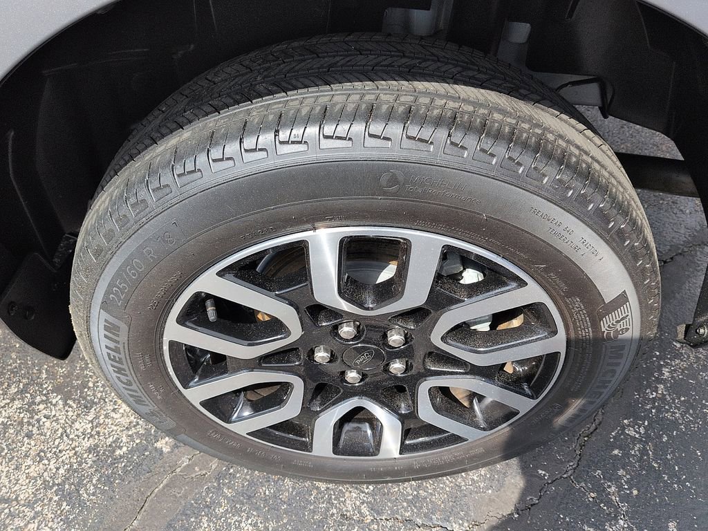 Used 2023 Ford Maverick Lariat w/ Lariat Luxury Package AWD/4WD image 10
