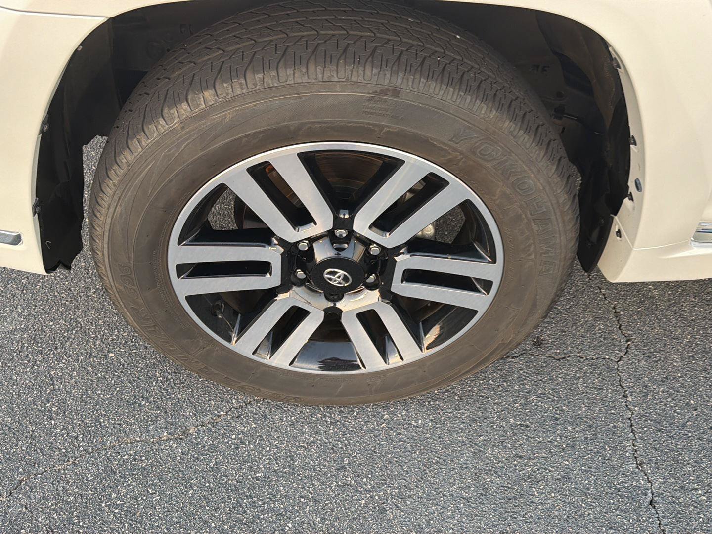 Certified 2024 Toyota 4Runner Limited AWD/4WD image 38
