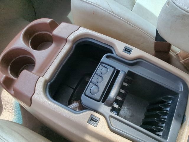 Used 2004 Ford F350 4x4 Crew Cab DRW Super Duty image 32