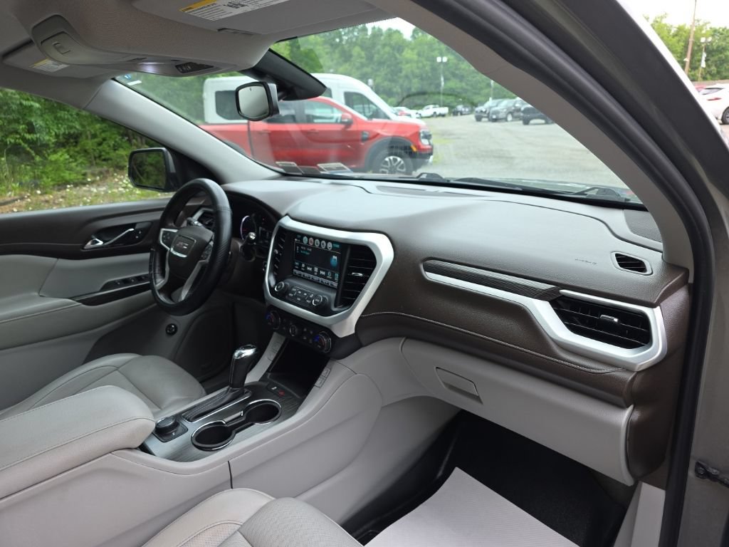 Used 2019 GMC Acadia SLT AWD/4WD image 34