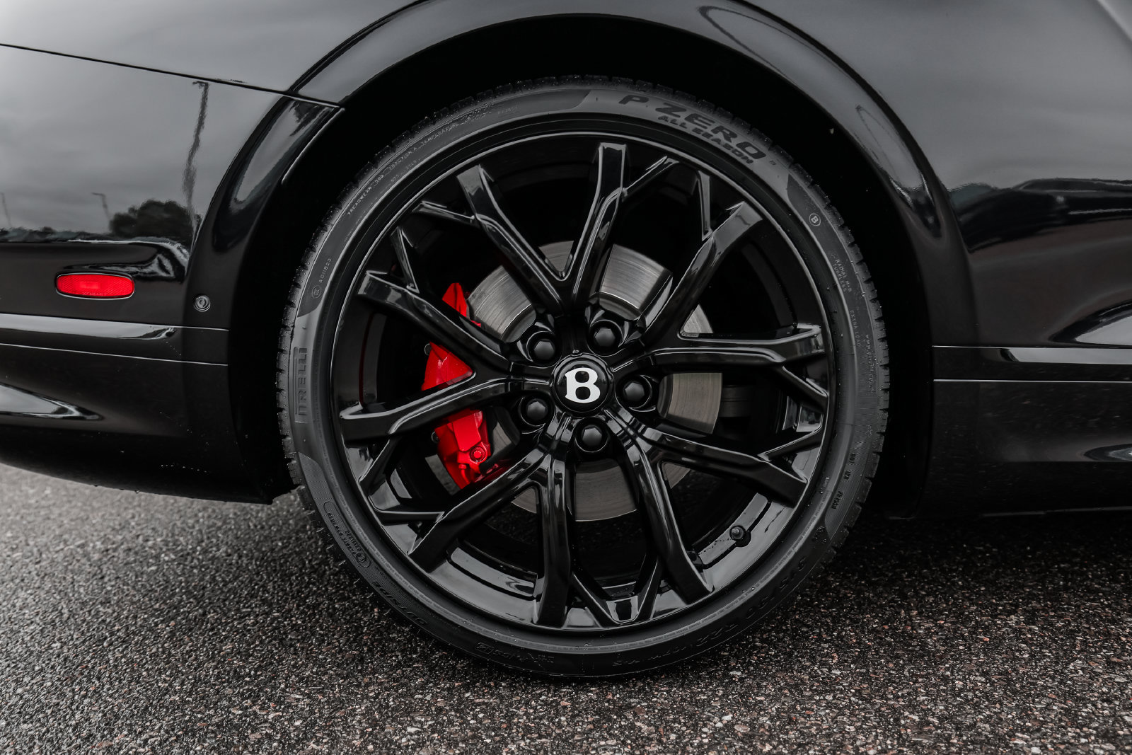 Certified 2023 Bentley Continental GT V8 AWD/4WD image 15