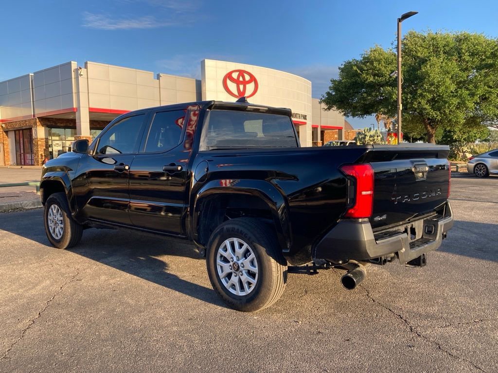 Certified 2026 Toyota Tacoma SR AWD/4WD image 5