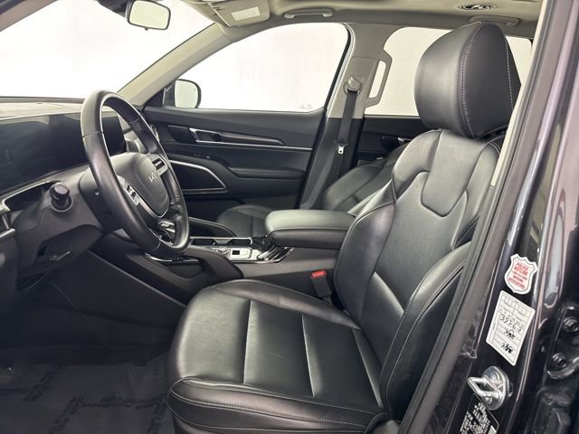 Certified 2025 Kia Telluride S image 23