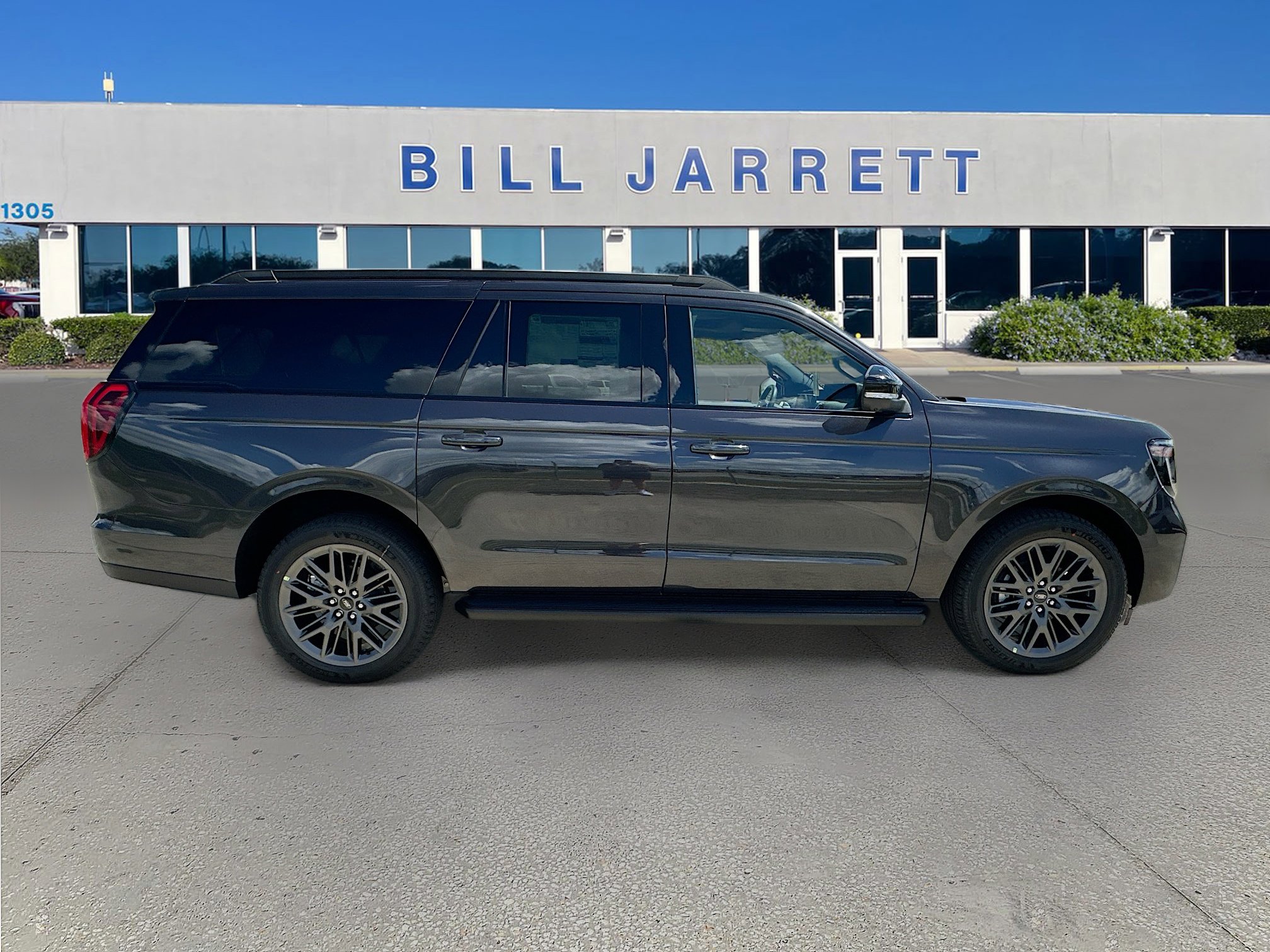 New 2026 Ford Expedition Max Platinum w/ Stealth Appearance Package image 3