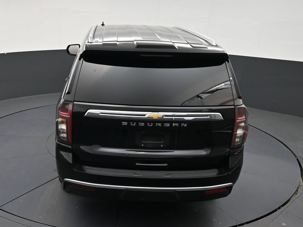 Used 2024 Chevrolet Suburban LS RWD image 14
