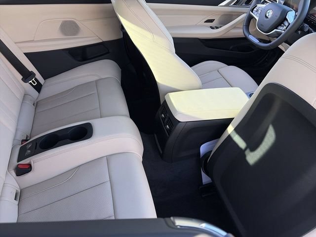 New 2026 BMW 430i Convertible w/ Convenience Package RWD image 14