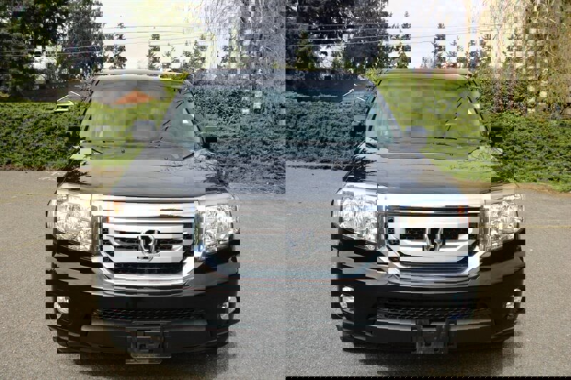 Used 2010 Honda Pilot EX-L image 11