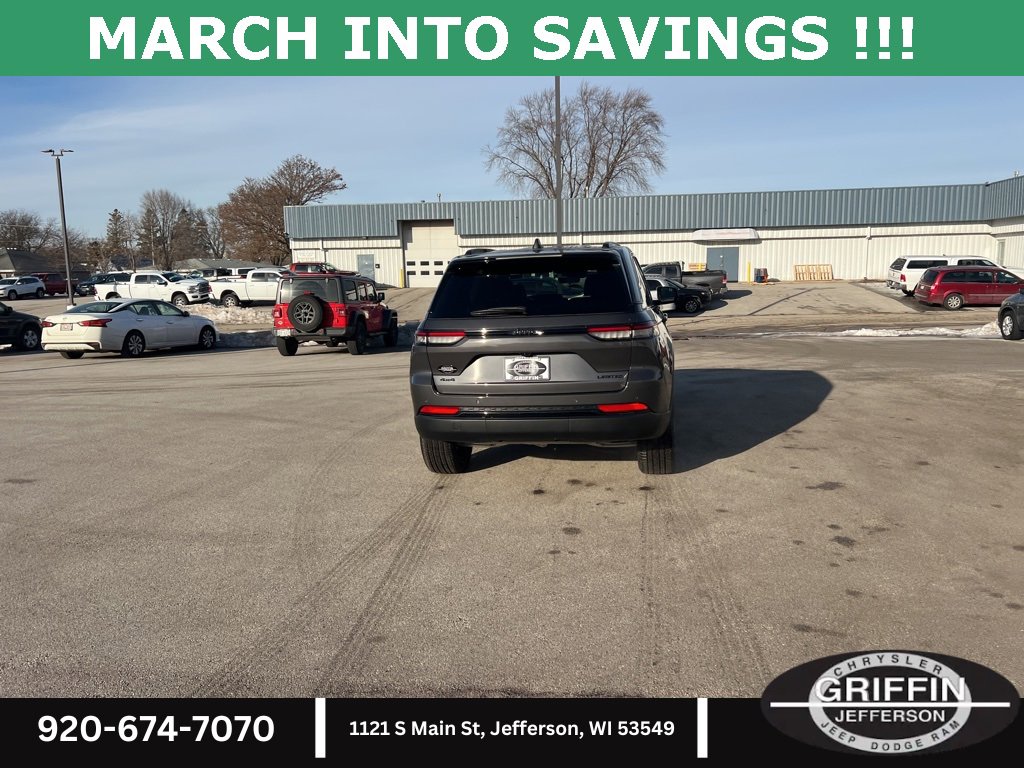 New 2025 Jeep Grand Cherokee Limited w/ Black Appearance Package image 10