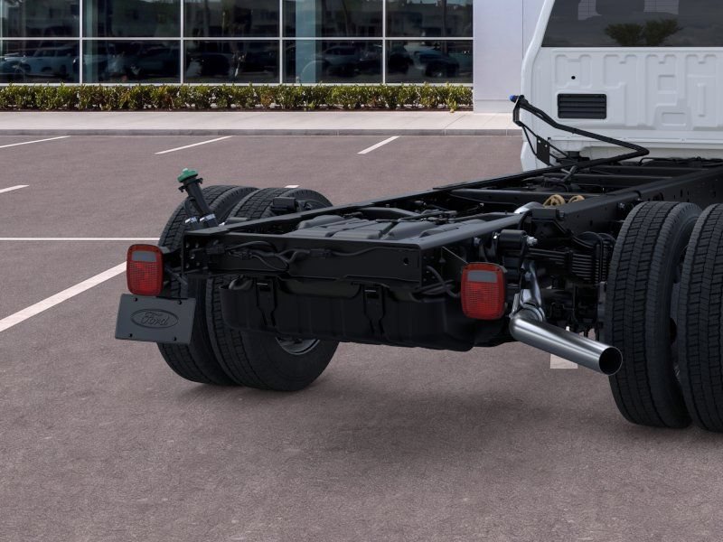 New 2026 Ford F550 2WD Regular Cab Super Duty image 22