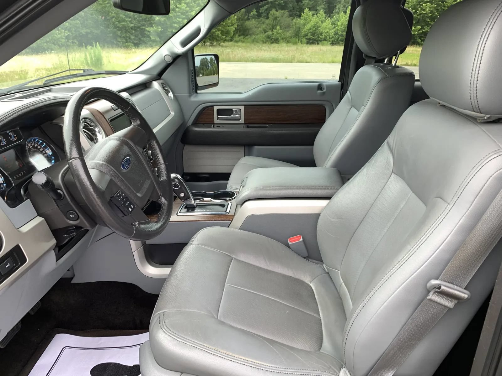 Used 2014 Ford F150 Lariat w/ Equipment Group 501A Mid RWD image 25