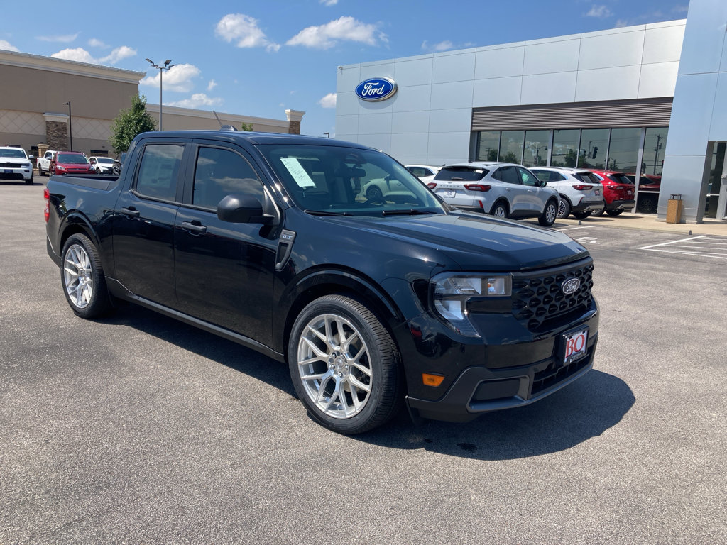 New 2025 Ford Maverick XLT image 2