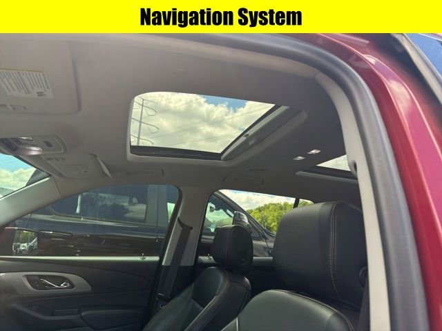 Used 2021 Chevrolet Traverse RS w/ LPO, Floor Liner Package AWD/4WD image 9
