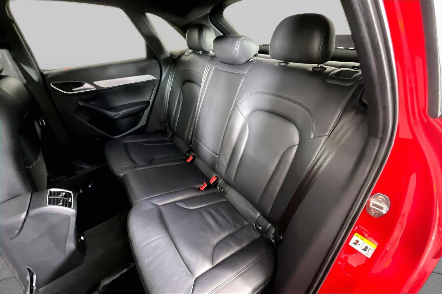 Used 2018 Audi Q3 2.0T Premium FWD image 18