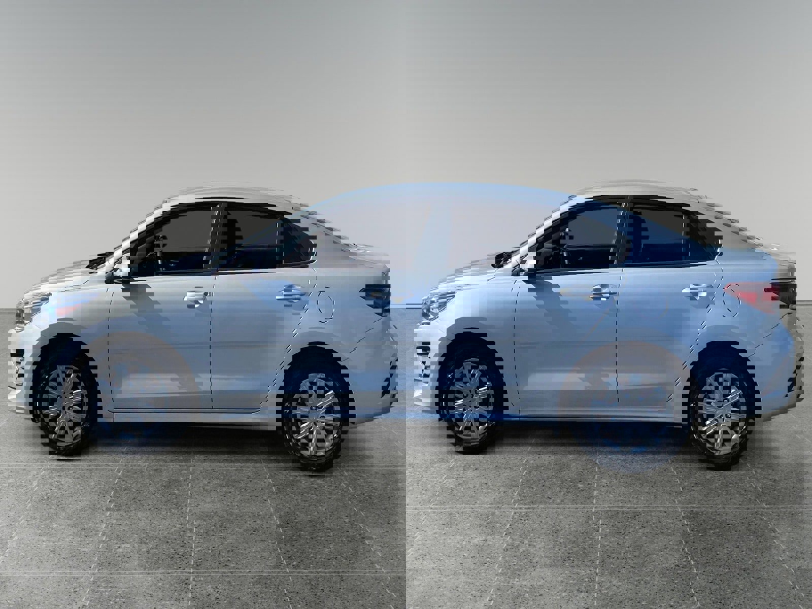 Used 2023 Kia Rio LX image 2