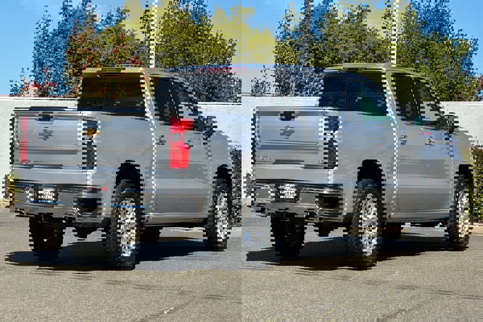 Used 2021 Chevrolet Silverado 1500 LTZ image 2