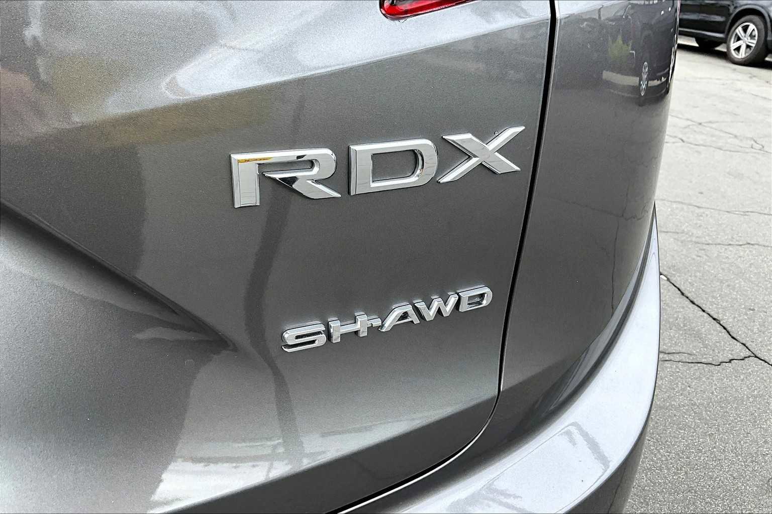 Used 2024 Acura RDX SH-AWD w/ Technology Package image 9