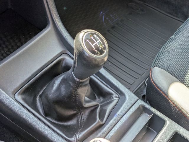 Used 2016 Subaru Crosstrek 2.0i Premium image 24