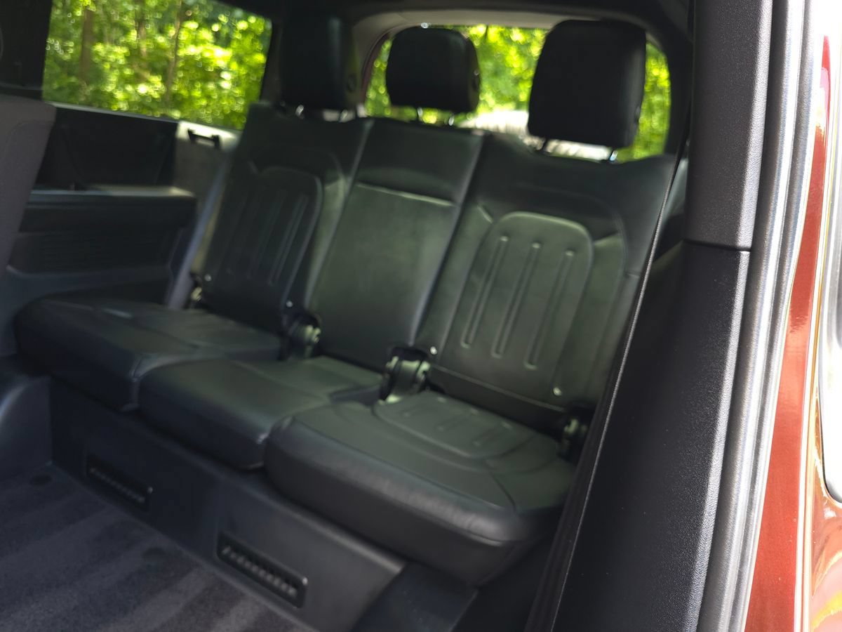 Used 2023 Land Rover Defender 130 X AWD/4WD image 20
