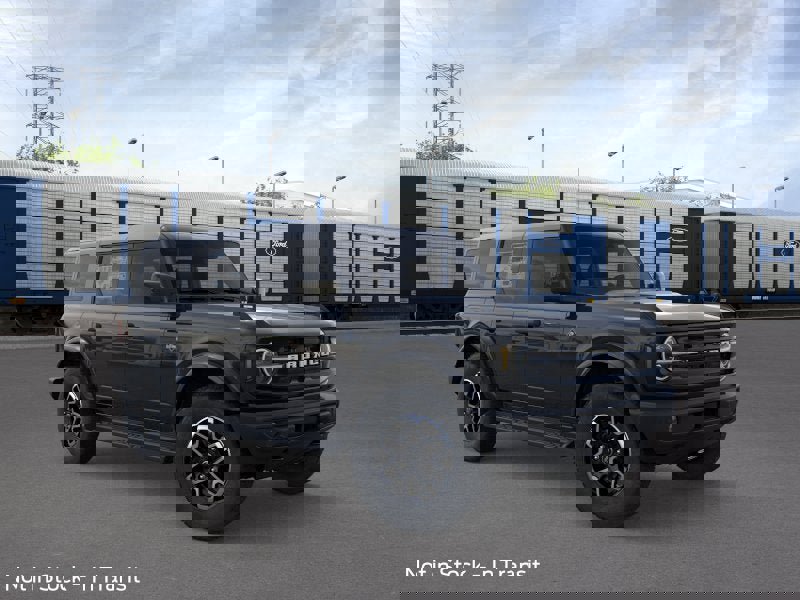 New 2026 Ford Bronco Outer Banks image 7