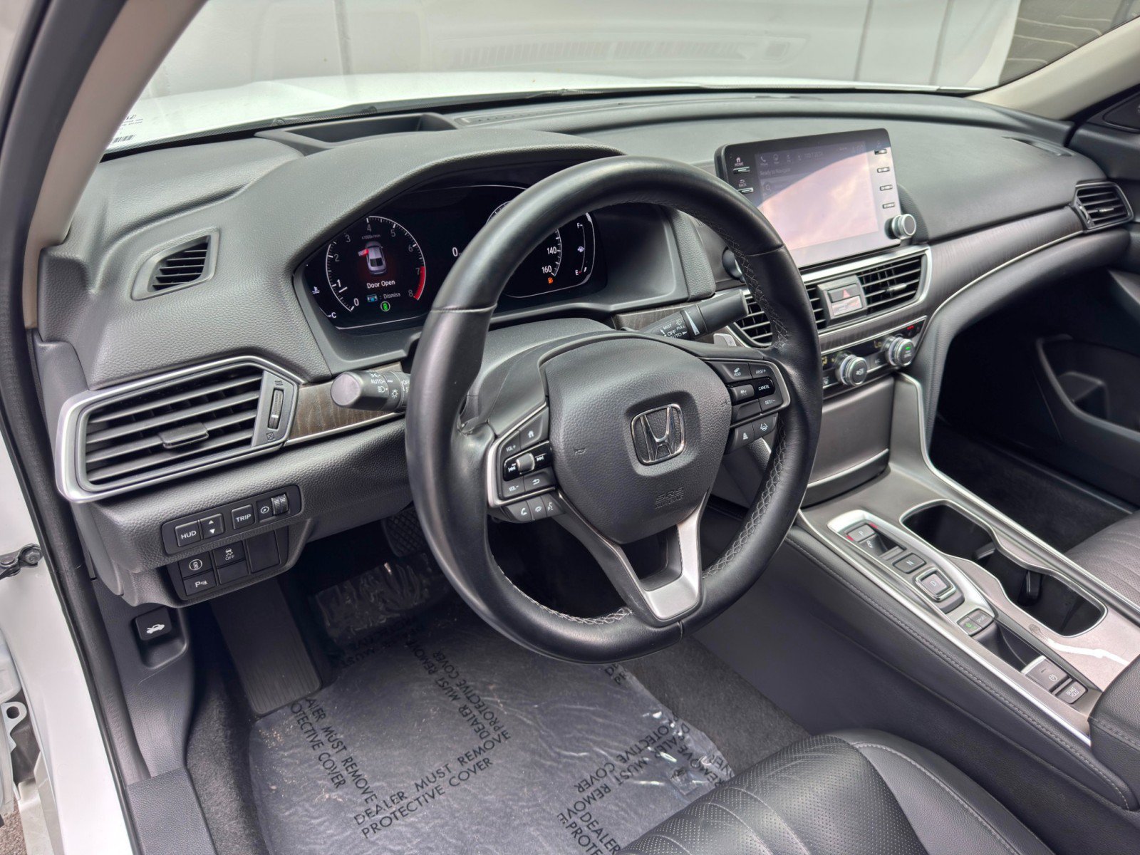 Used 2022 Honda Accord Touring image 13