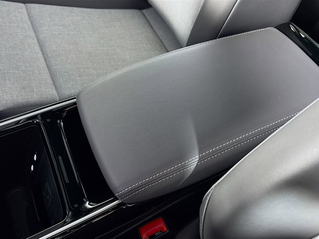 Used 2023 Volkswagen ID.4 2WD image 15