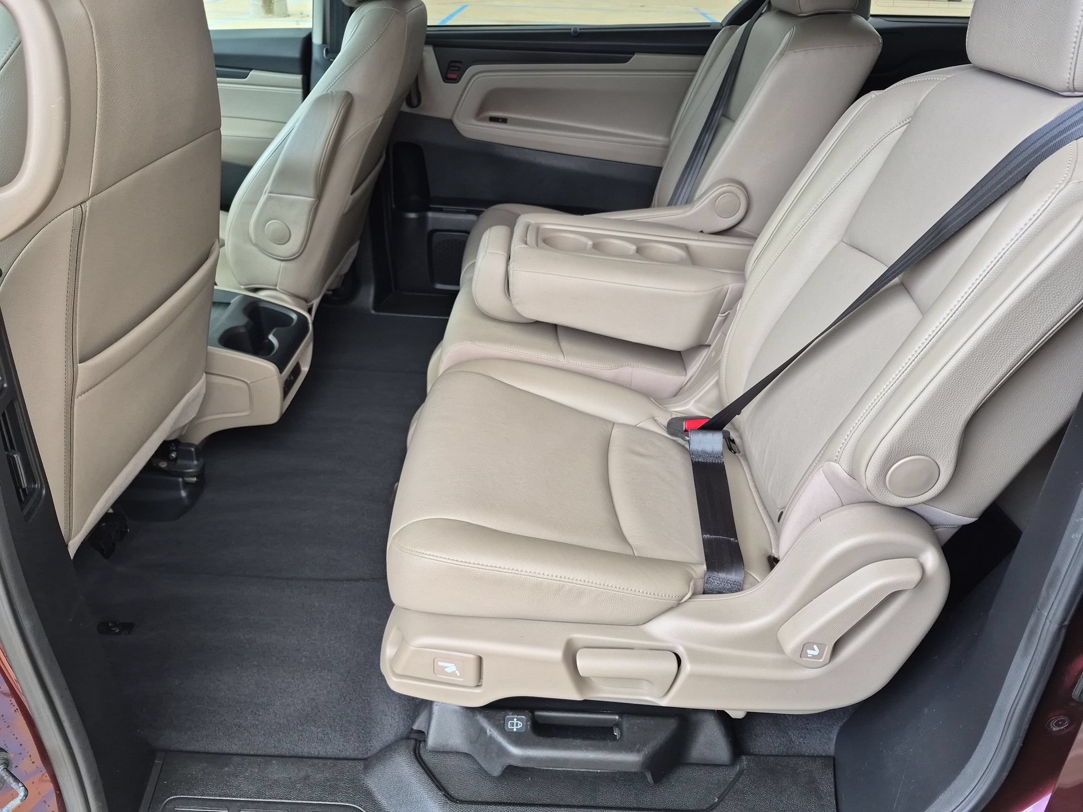Certified 2018 Honda Odyssey EX-L image 24