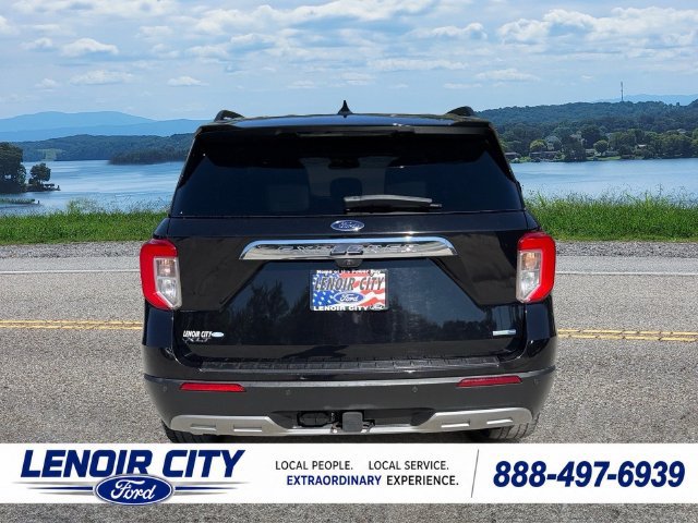 Used 2020 Ford Explorer XLT w/ Equipment Group 202A AWD/4WD image 4