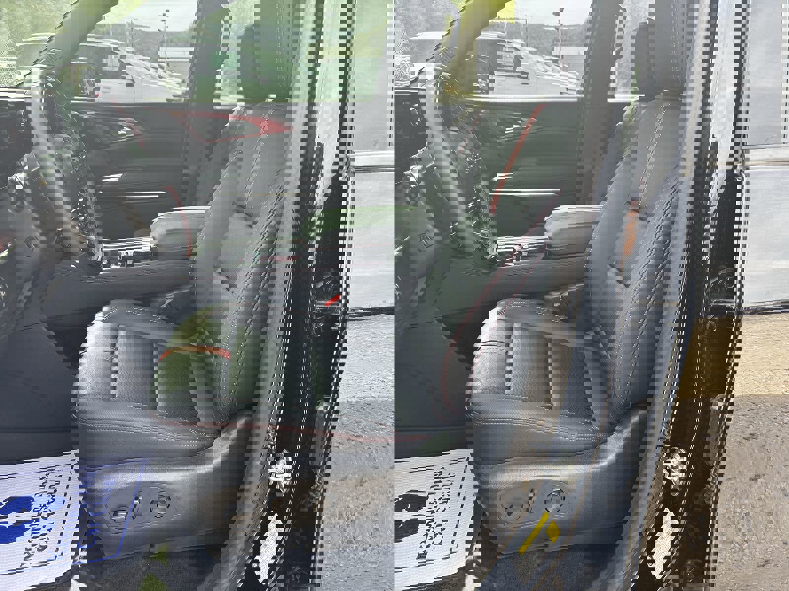 Used 2024 Chevrolet Traverse RS image 14