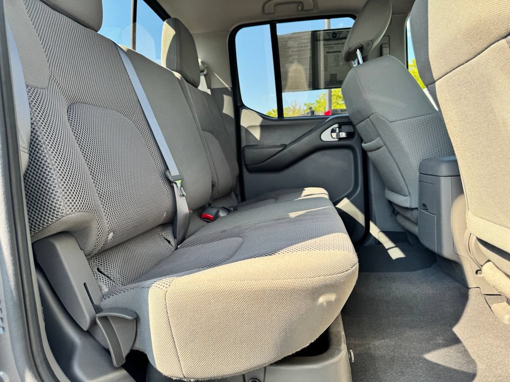 Used 2021 Nissan Frontier SV AWD/4WD image 15