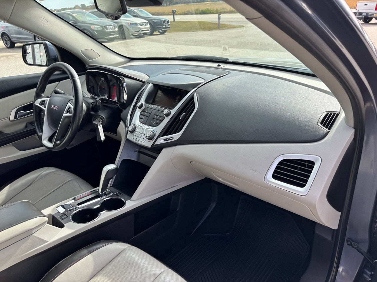 Used 2013 GMC Terrain SLT image 26