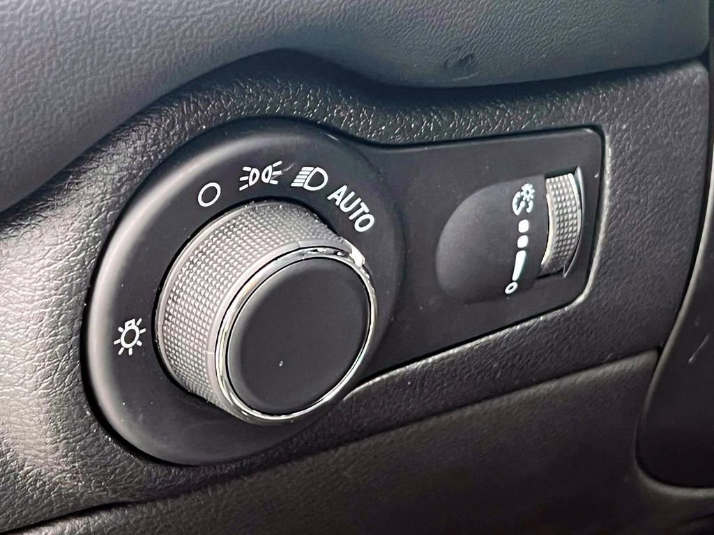 Certified 2023 Dodge Durango GT image 20