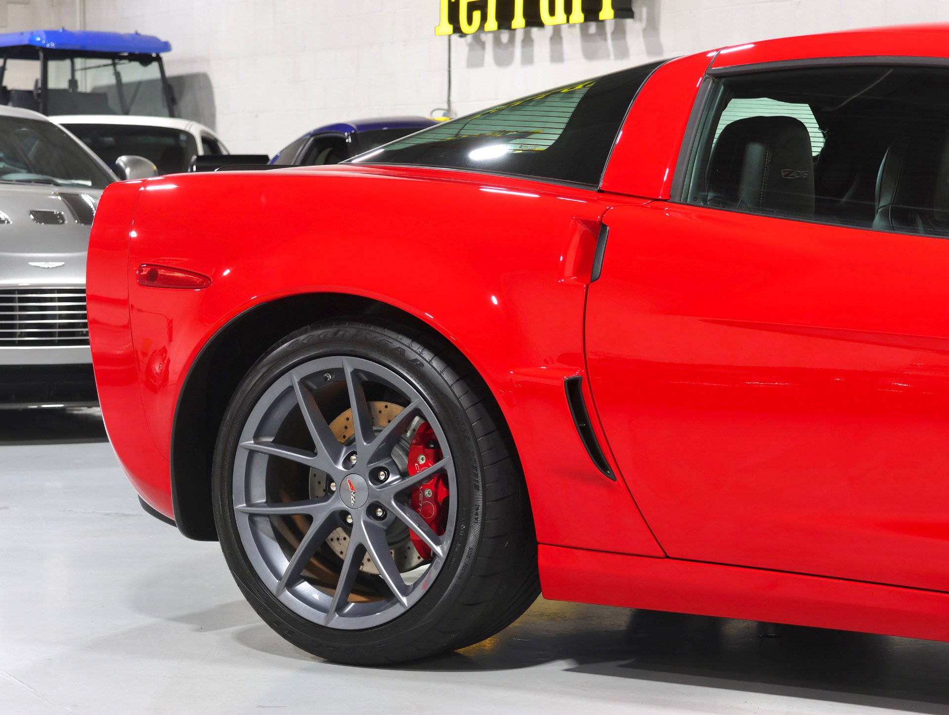 Used 2012 Chevrolet Corvette Z06 w/ 2LZ Preferred Equipment Group image 25