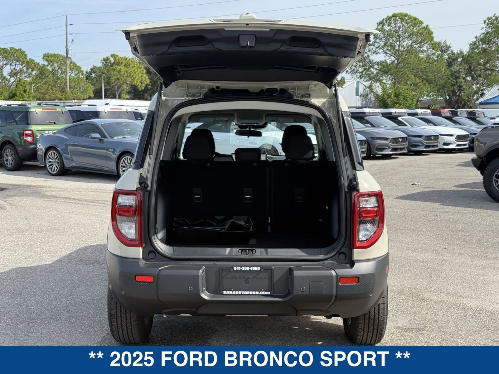 New 2025 Ford Bronco Sport Big Bend image 14